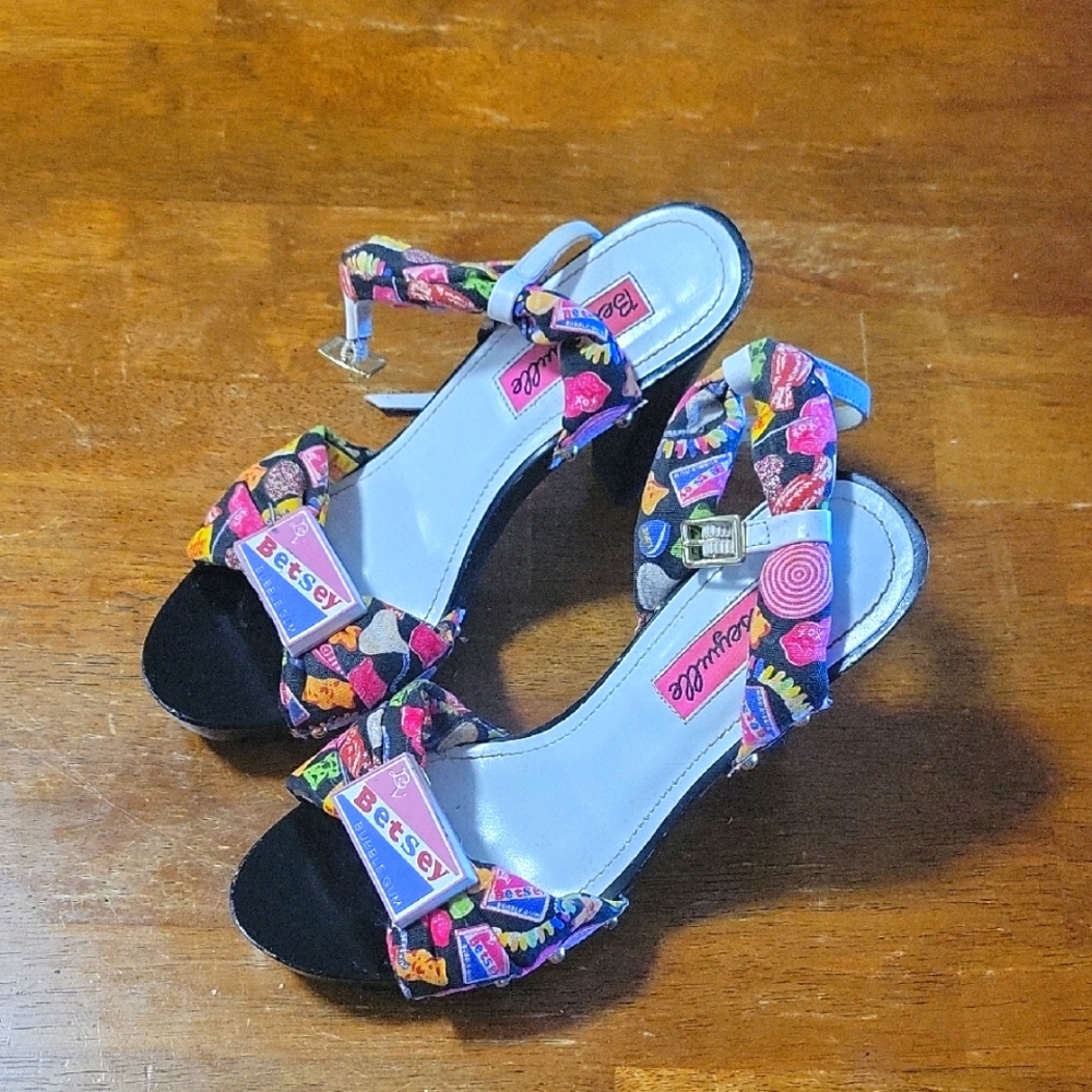 Betsey Johnson Women's Black Multi-Color Heels